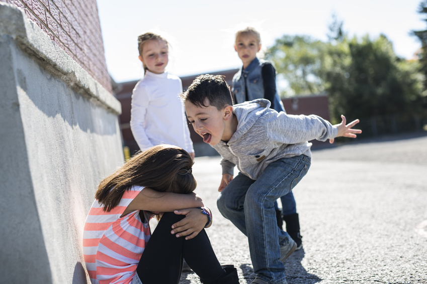 Mobbing- Schule - Kinder - Jugendliche - Schutz - Sicherheit - Selbstverteidigung Mobbing- Schule - Kinder - Jugendliche - Schutz - Sicherheit - Selbstverteidigung